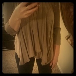 Beautiful waterfall toupe cardigan